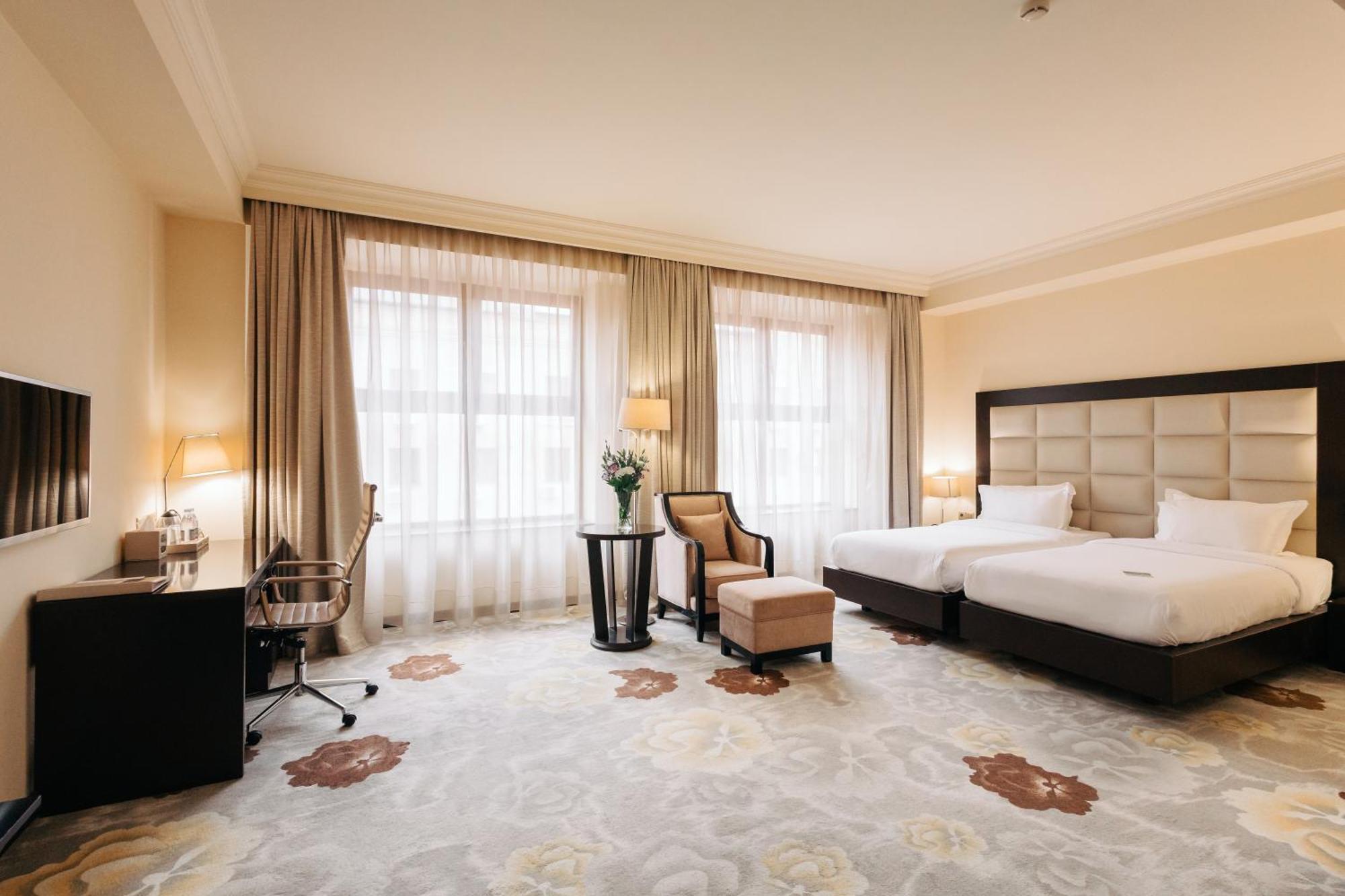 Paris Hotel Yerevan Luaran gambar